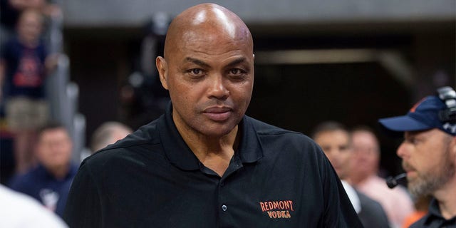 Charles Barkley attends an Auburn game