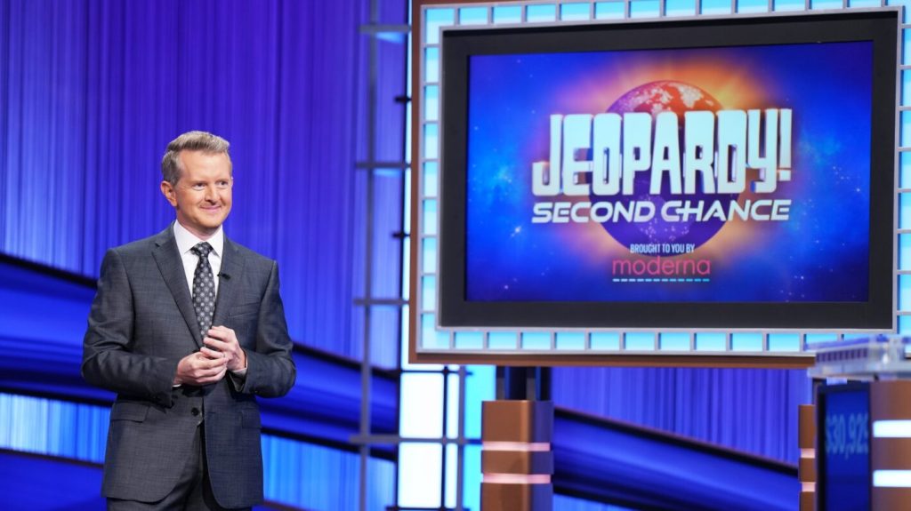 Photo of Ken Jennings on "Jeopardy!" 