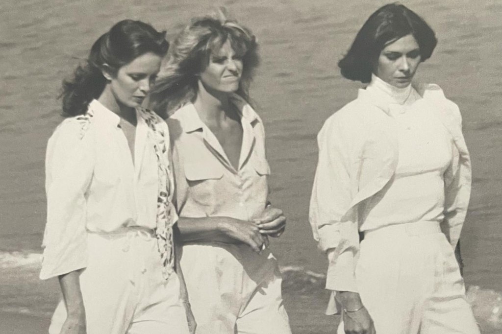 Jaclyn Smith makes rare sighting 'Charlie's Angels' co-star Kate Jackson