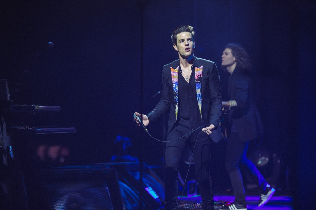 The "Mr. Brightside" singer's remark was met with mixed reactions with several fans booing and cheering.