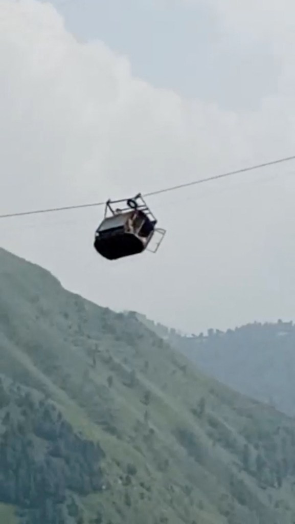 Cable car dangling 