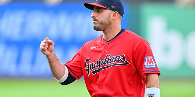 Ramon Laureano fist bump