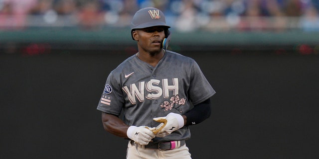 Washington Nationals' Stone Garrett looks on during game