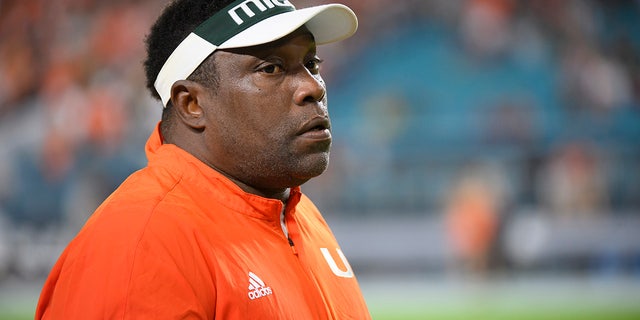 Warren Sapp at Hurricanes game