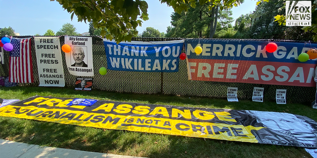 Vigil for Julian Assange