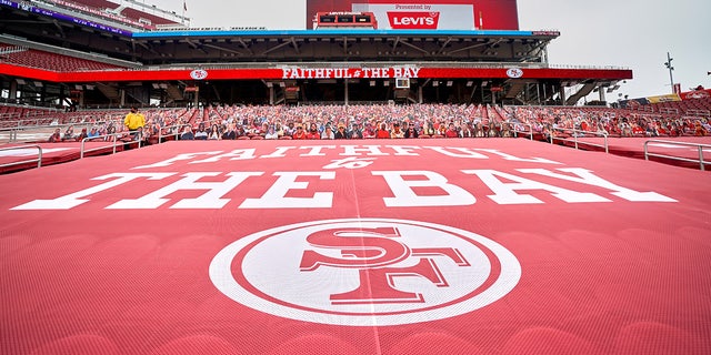 Levis Stadium banner