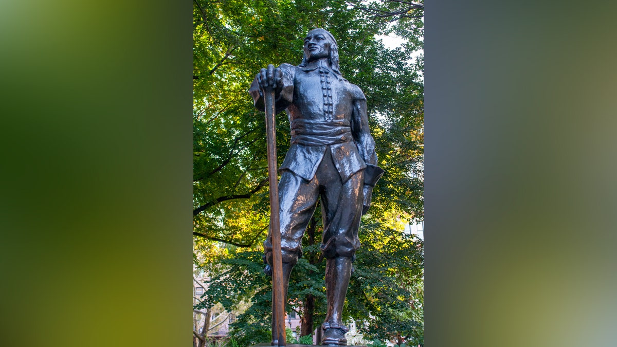 Stuyvesant statue