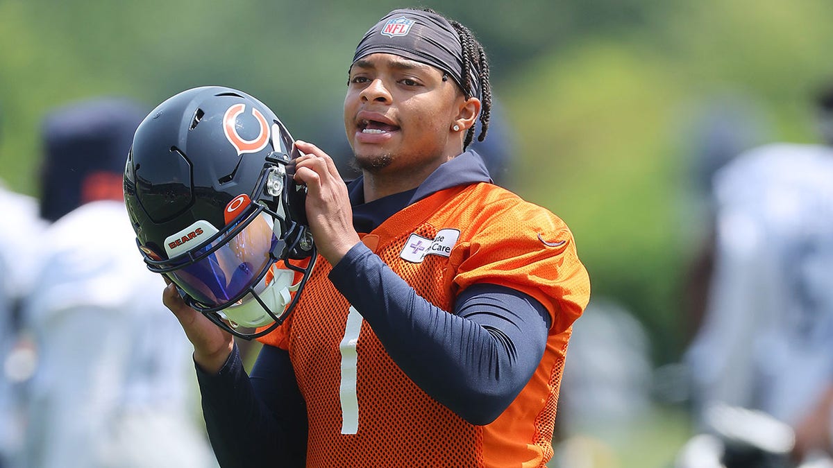 Justin Fields at OTAs