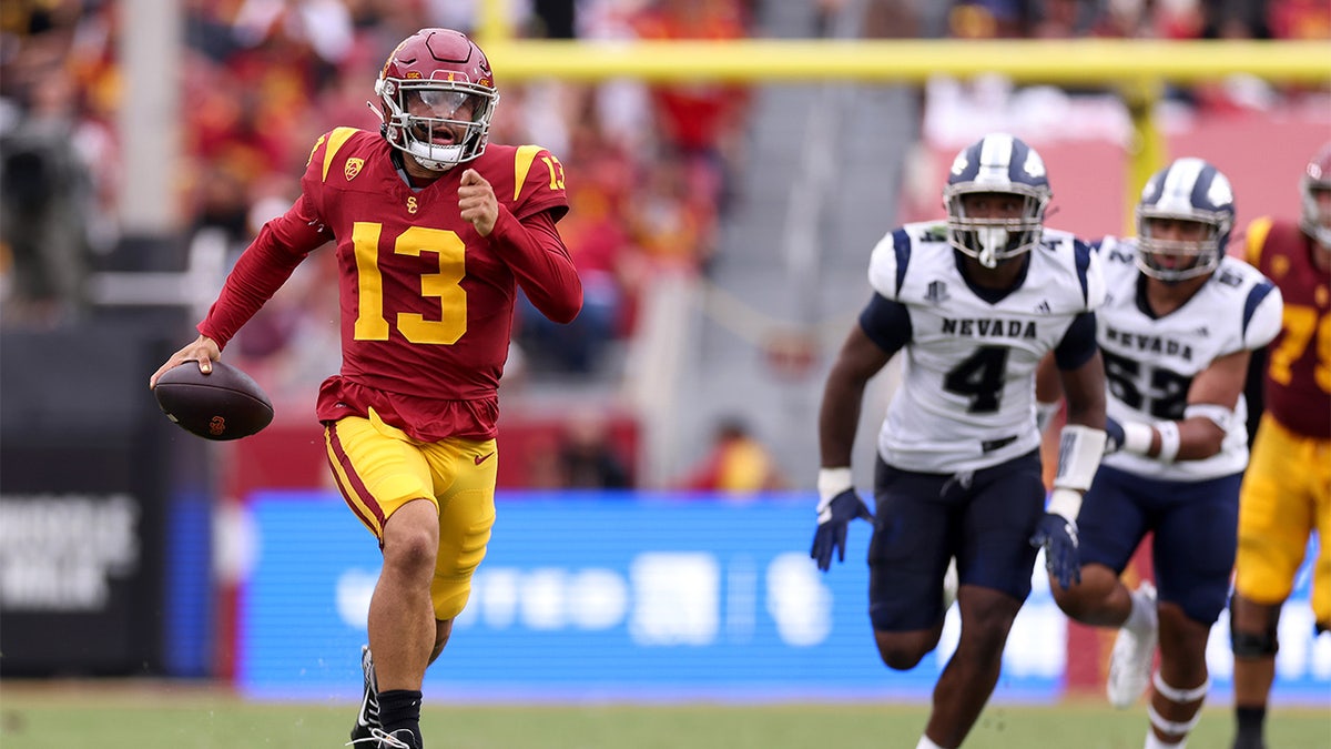 Caleb Williams runs against Nevada