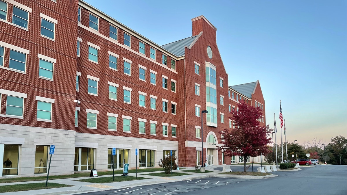 Photo of Loudoun County Public Schools building 