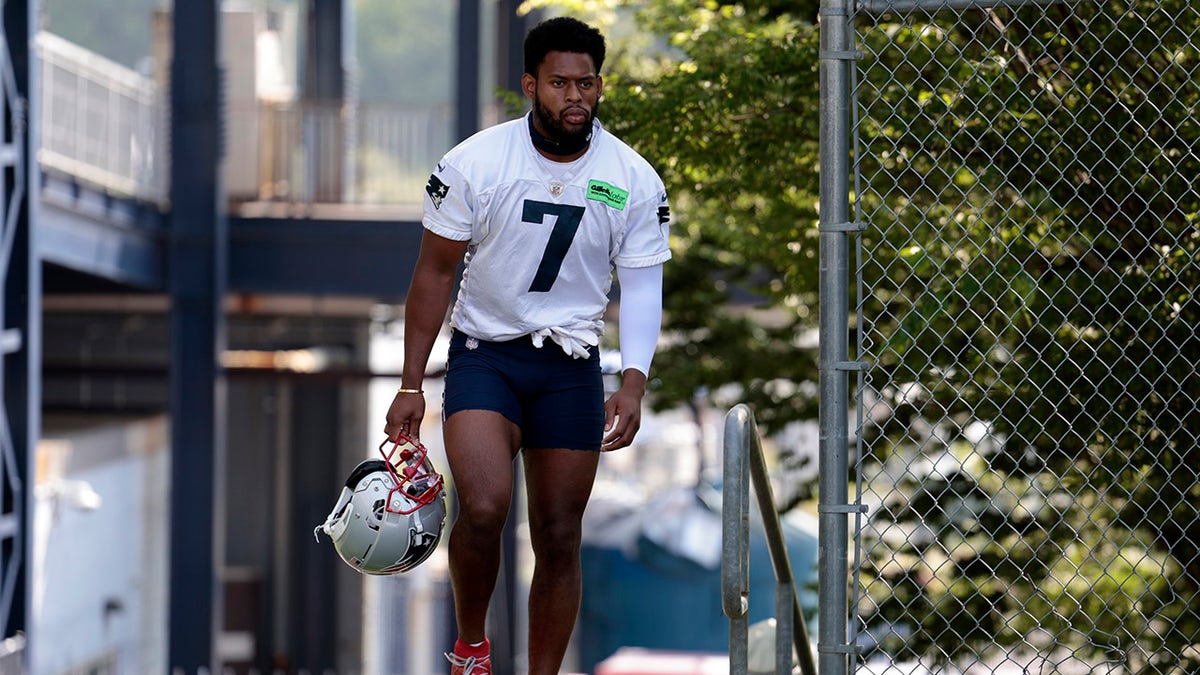 JuJu Smith-Schuster with the Patriots