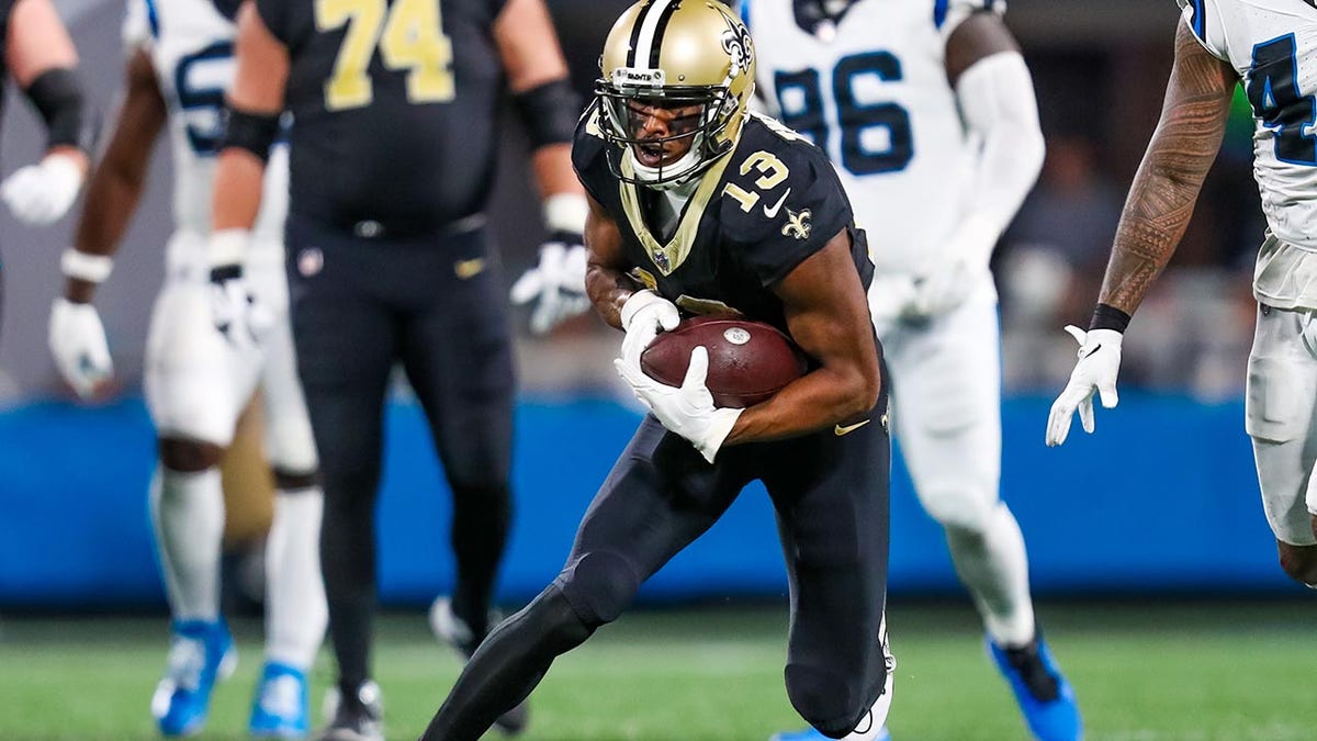 Michael Thomas runs