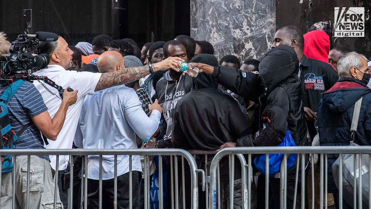 migrants crowded at Roosevelt Hotel