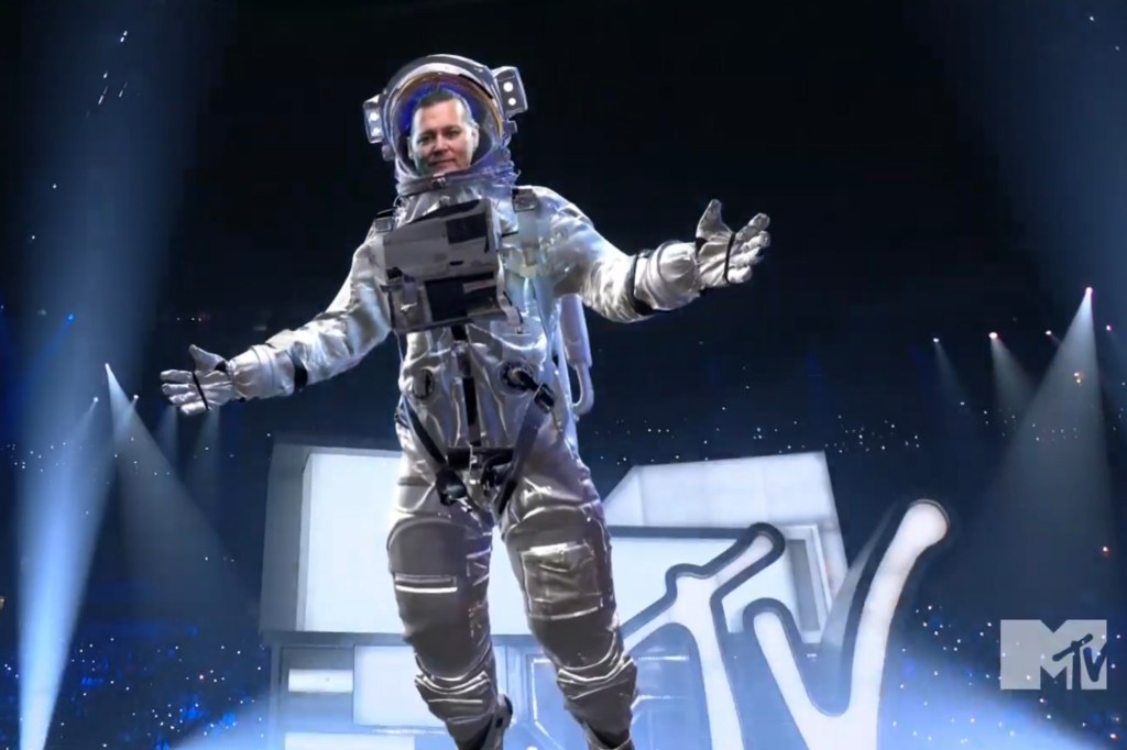 Johnny Depp as a Moon Person at the 2022 VMAs.