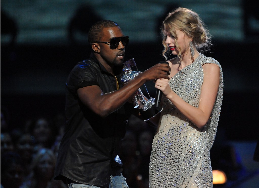 Kanye West and Taylor Swift at the 2009 VMAs.