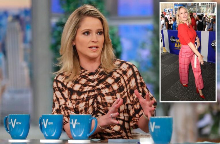 Why Sara Haines sips from multiple mugs on ‘The View’