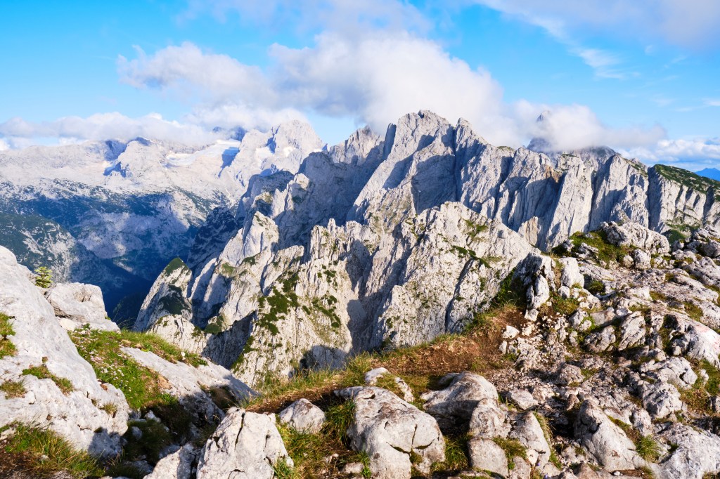 The ladder connects the lower portion of the Donnerkogel mountain to the Großer Donnerkogel or "Greater" part of the mountain that includes the 6,740-foot peak.