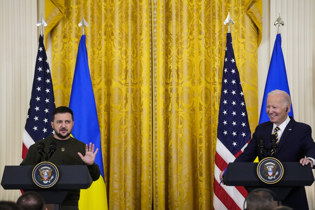 President Biden and Ukrainian President Volodymyr Zelensky