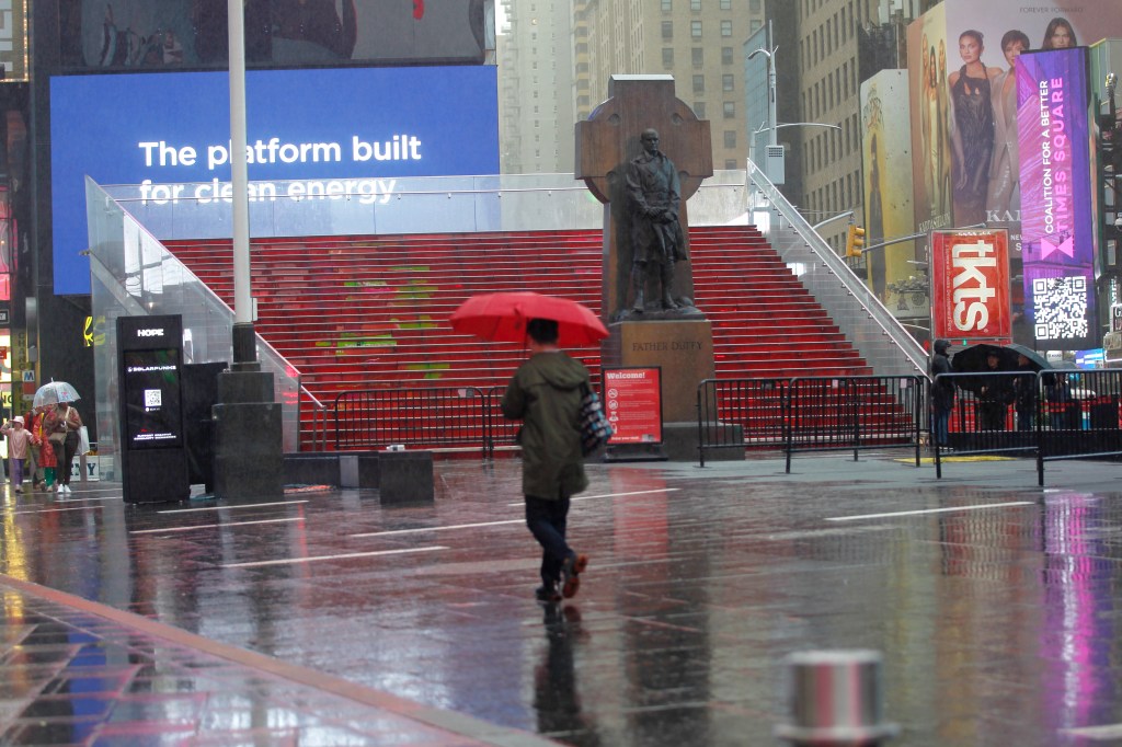 The rain is expected to continue through Monday morning's commute.