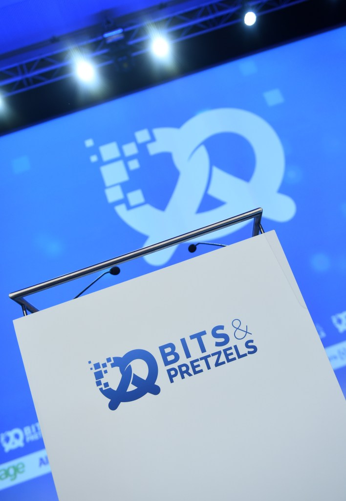 The stage and lectern at the Bits & Pretzels forum.