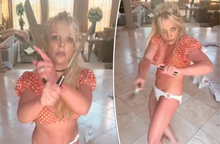 Britney Spears sparks fan concern after dancing with knives