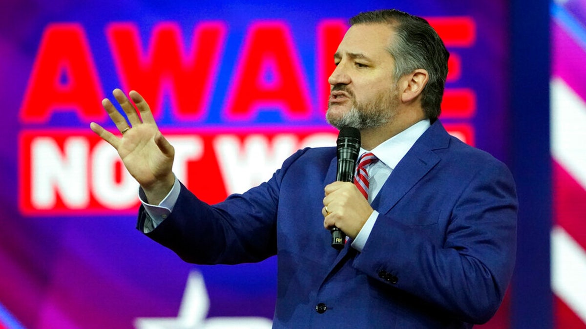 Ted Cruz speaks at CPAC