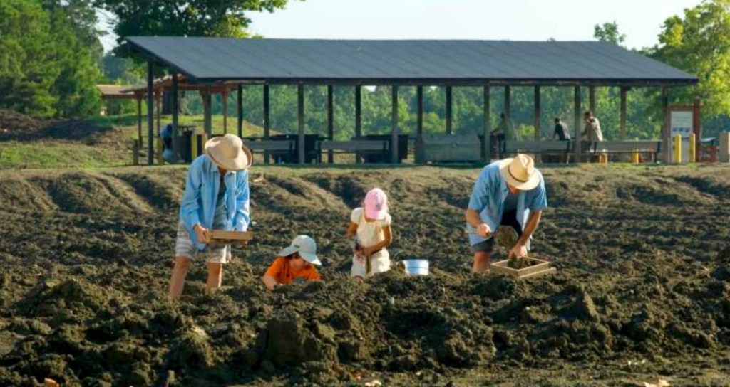 The park allows guest to keep any rock or mineral they find while searching its 37-acre field.