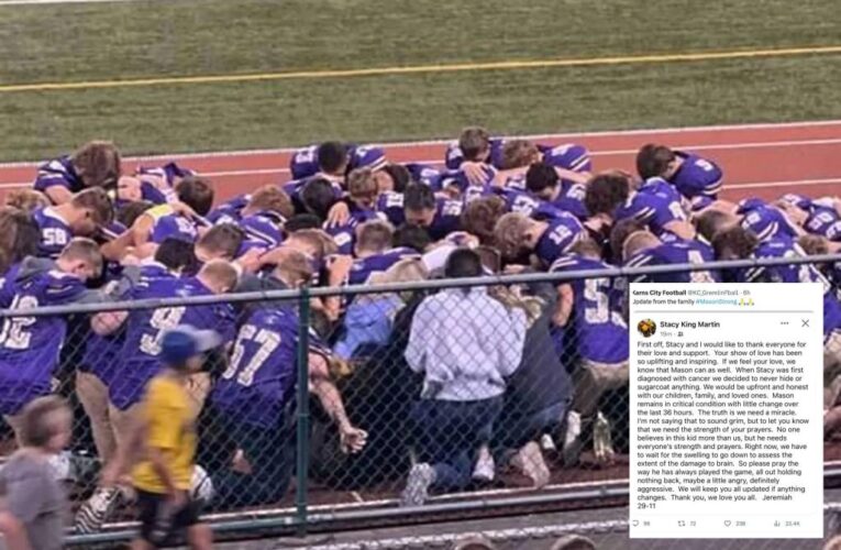 Pennsylvania high school quarterback rushed to hospital after on-field collapse