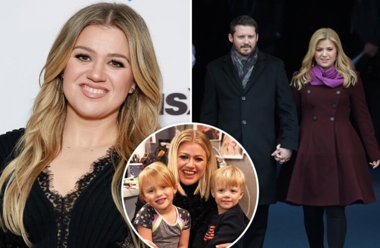 Kelly Clarkson needed new start in NY after divorce struggle