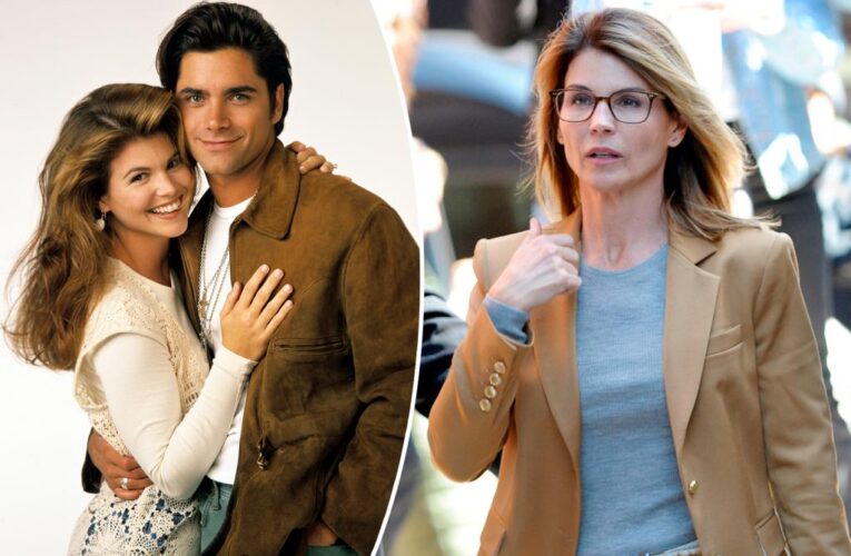 John Stamos, Lori Loughlin text exchange on college scandal