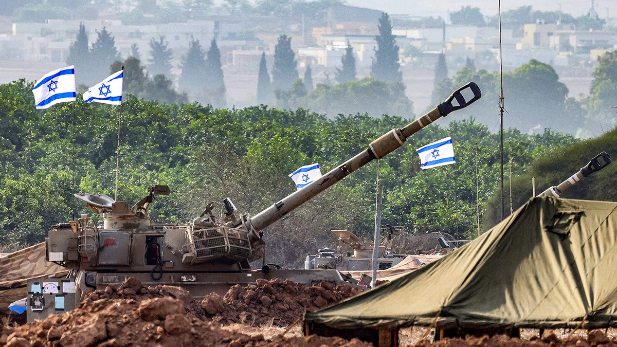 Israeli artillery