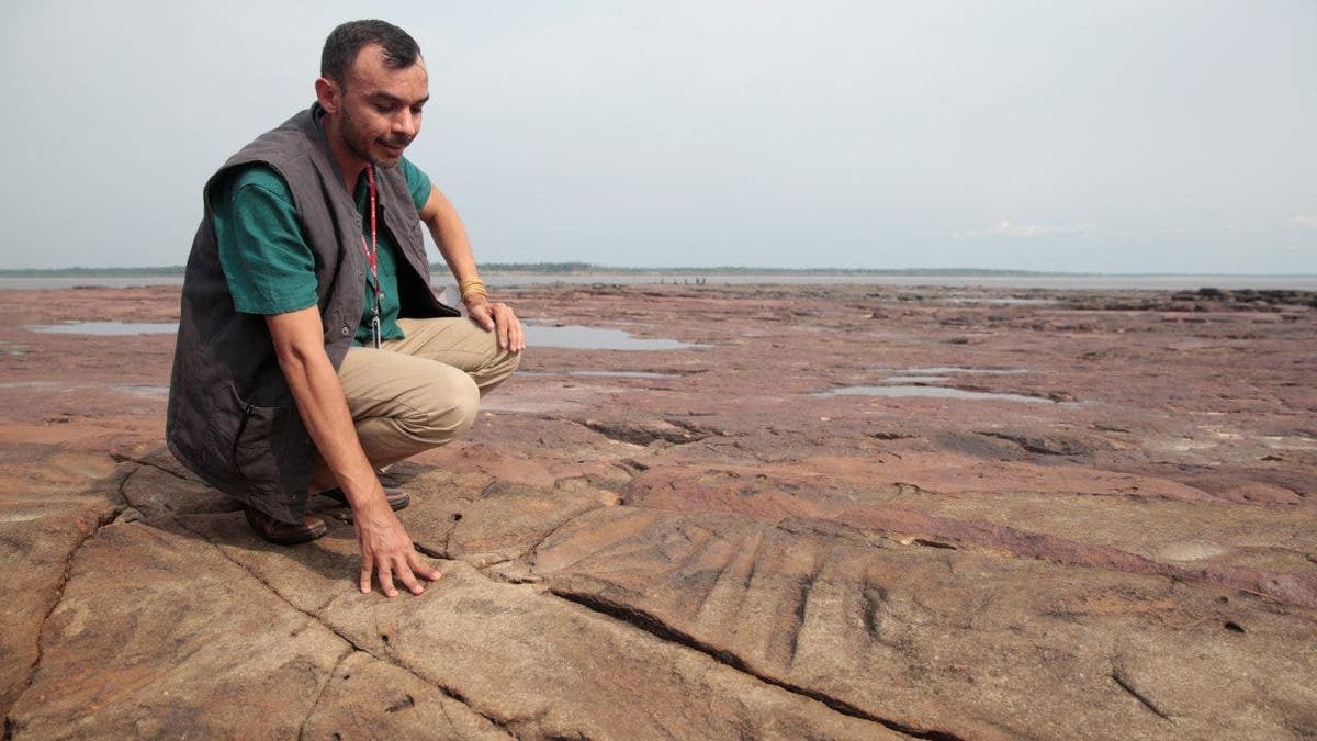 archaeologist Jaime de Santana Oliveira