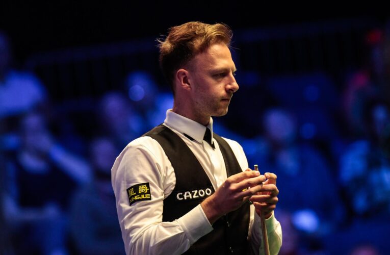 Judd Trump changes tip between sessions of English Open final against Zhang Anda