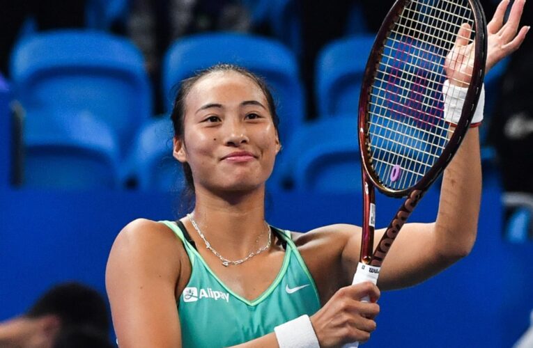 Zheng Qinwen gets first win over Maria Sakkari to reach Zhengzhou Open quarters, Jasmine Paolini beats Caroline Garcia