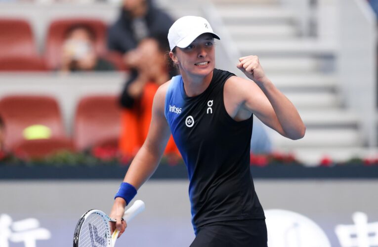 Iga Swiatek ‘a fighter’ and ‘will come back to No. 1 at some point’ amid Aryna Sabalenka battle – Alex Corretja