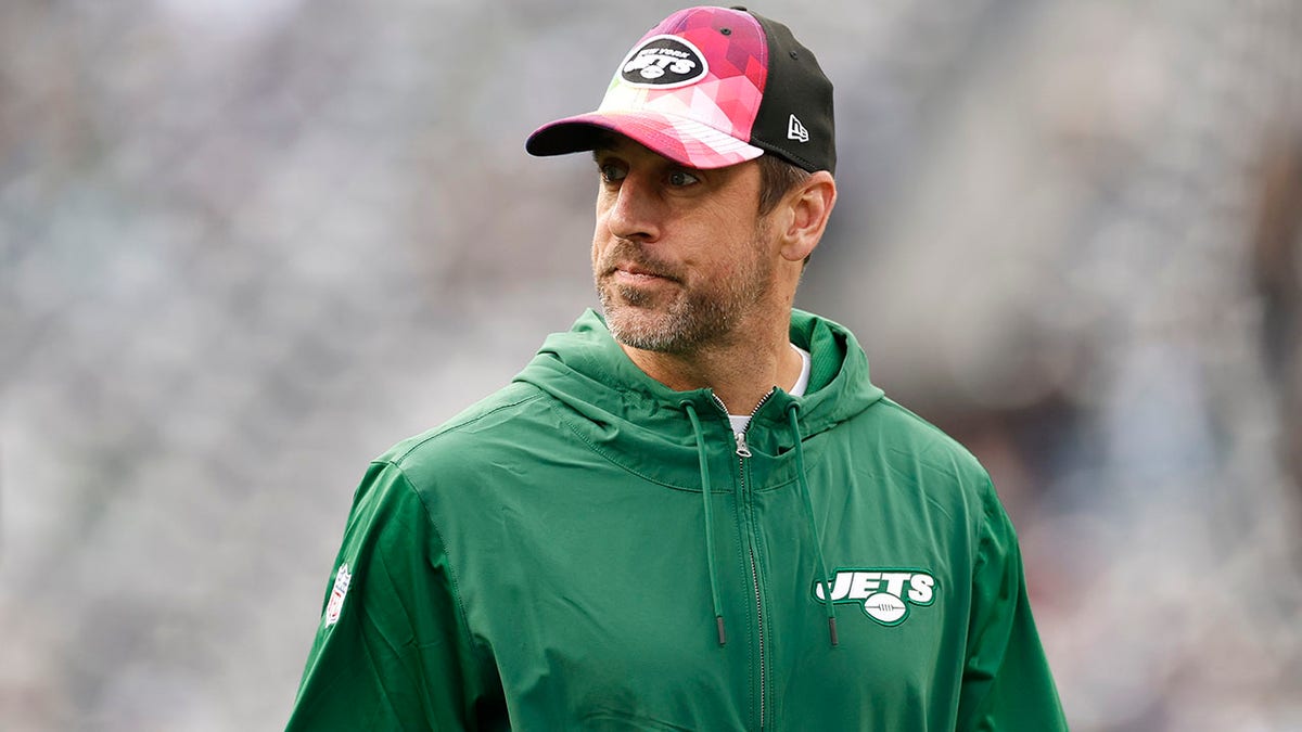 Aaron Rodgers in Jets gear