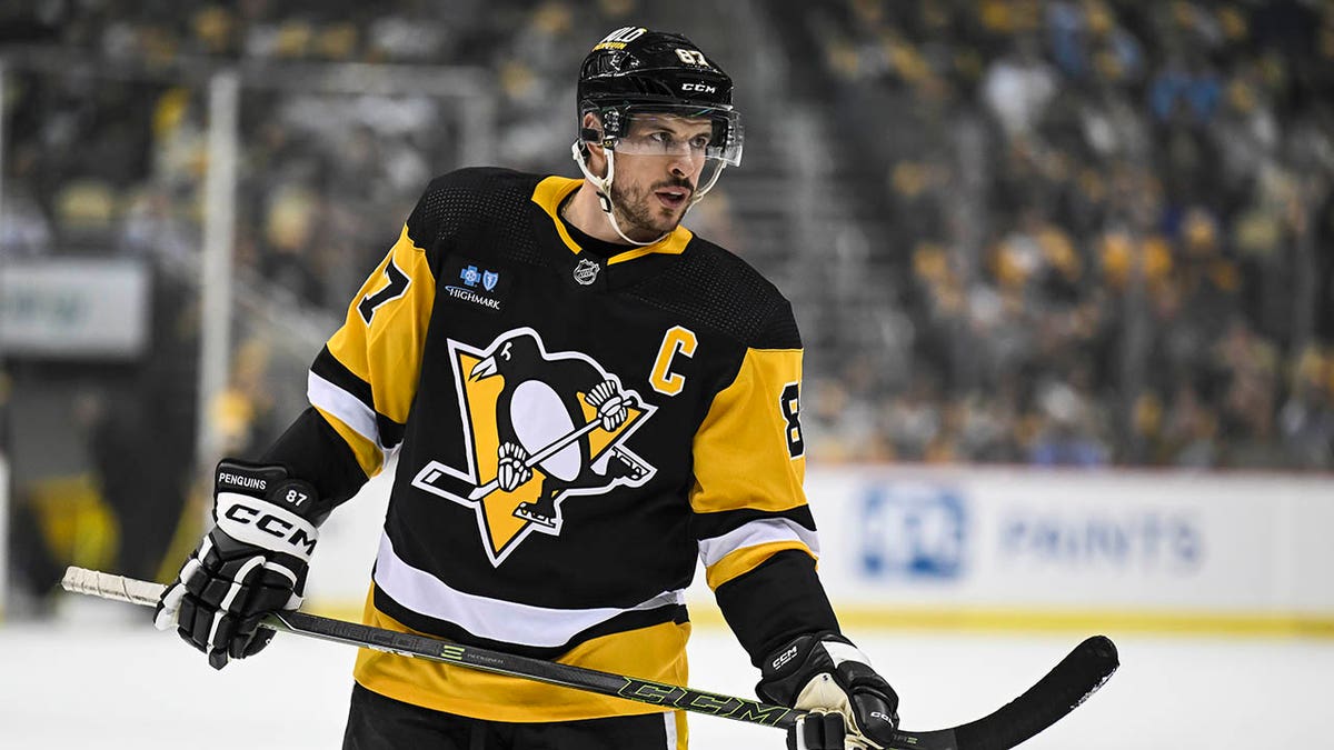 Penguins captain Sydney Crosby looks on during a game against the Blackhawks