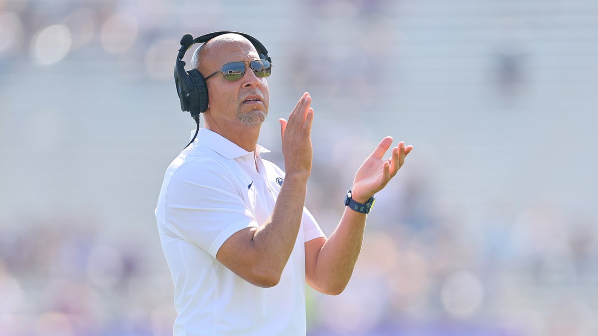 James Franklin coaches Penn State