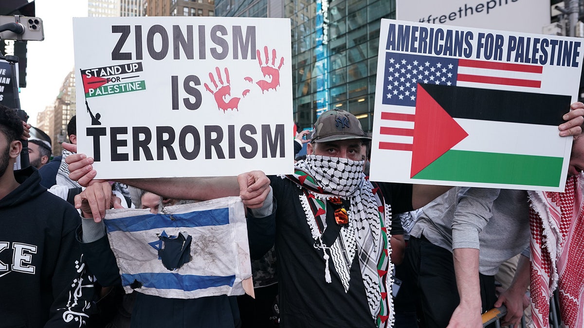 pro-Palestine protests in Times Square