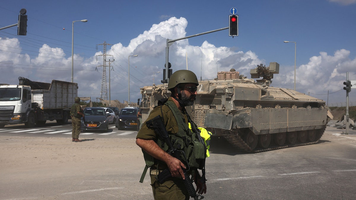 Israel tanks by Gaza border