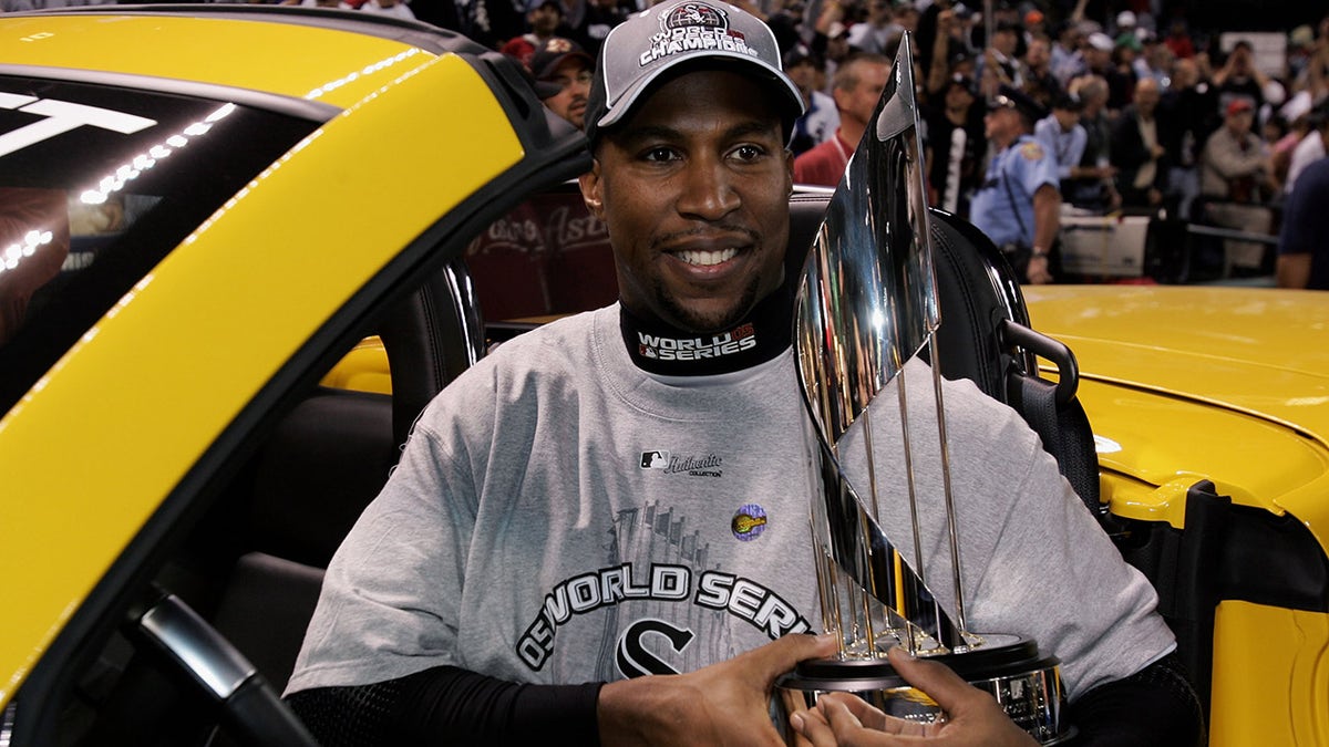 Jermaine Dye with World Series MVP trophy