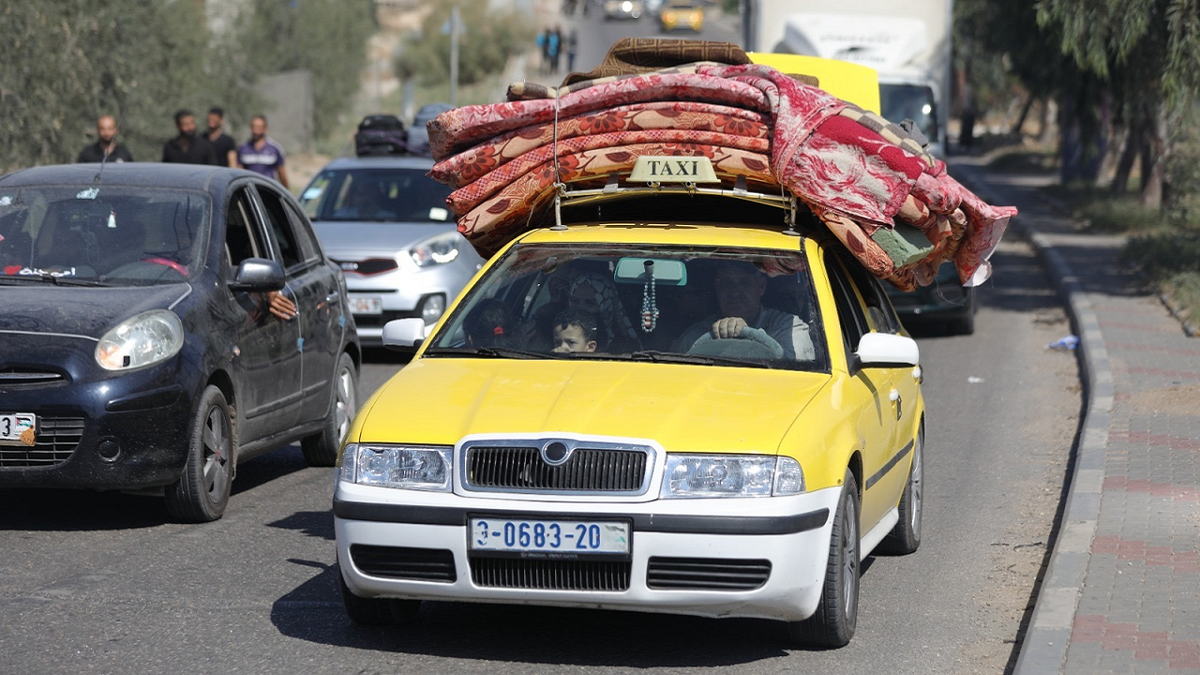 Family evacuates in Gaza Strip