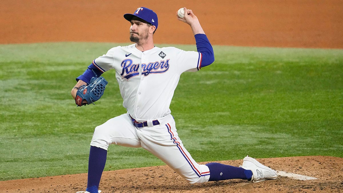 Andrew Heaney pitches for the Texas Rangers