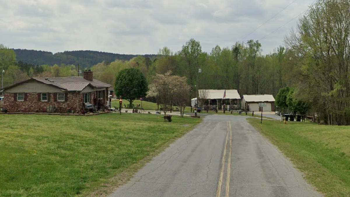 Road near Blacksburg, South Carolina