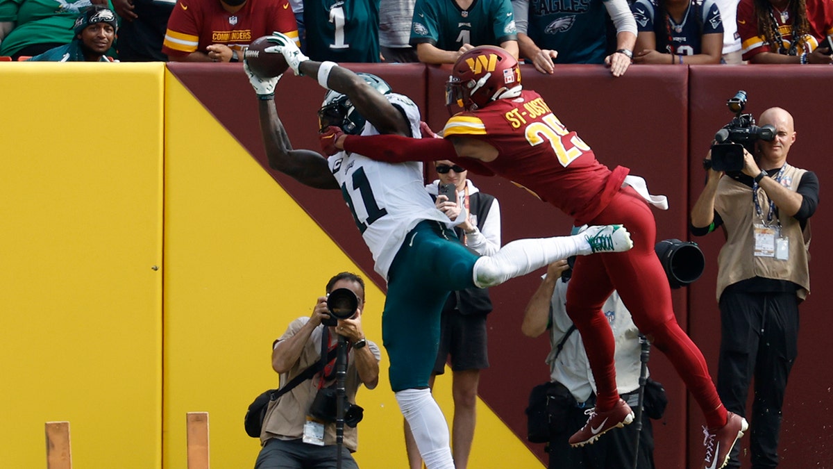 A.J. Brown touchdown catch