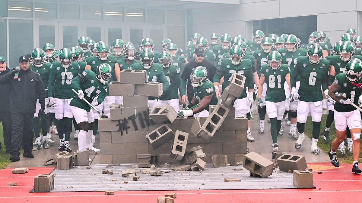 Eastern Michigan celebrates