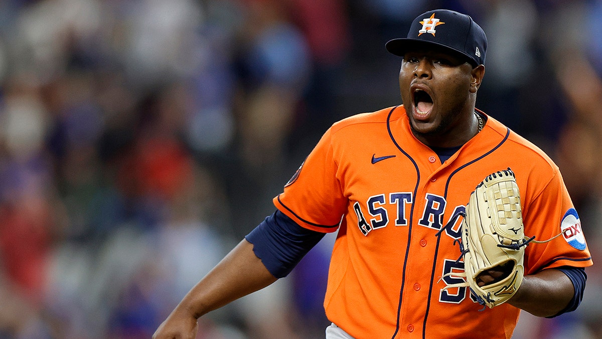 Hector Neris hyped