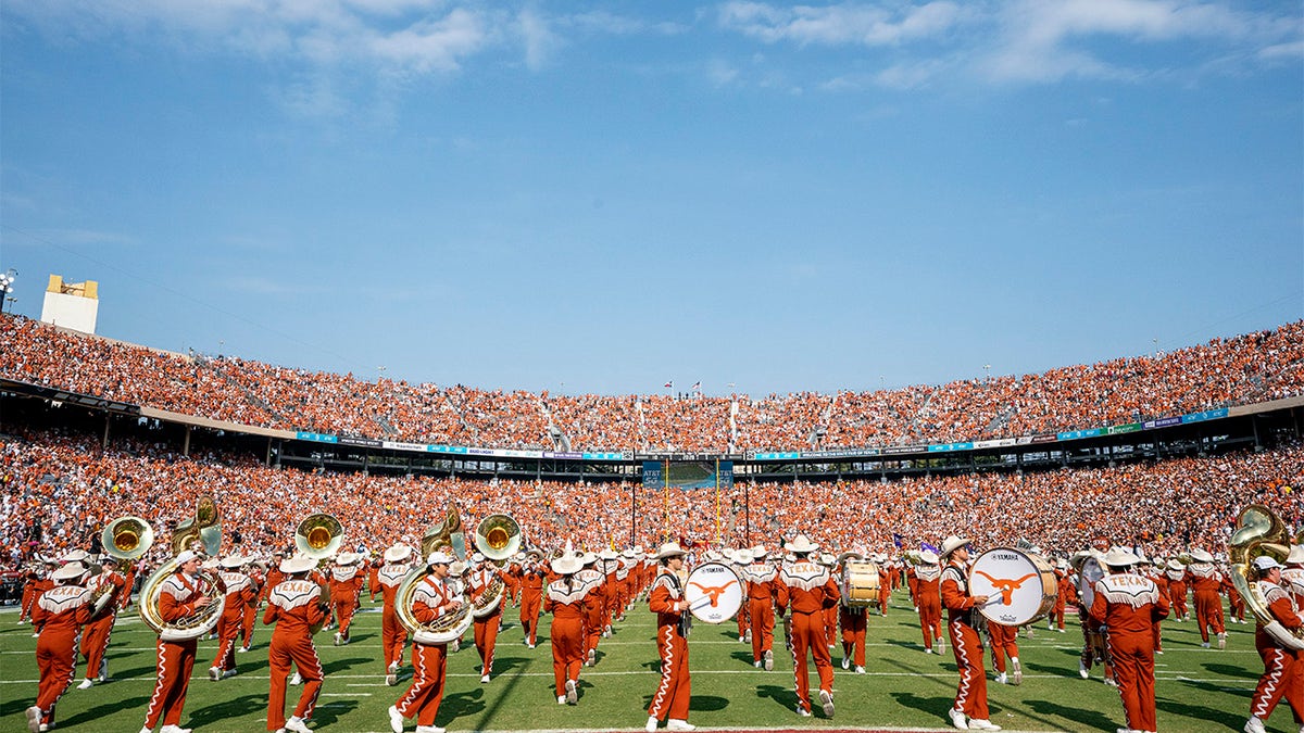 The Texas band before playing Oklahoma