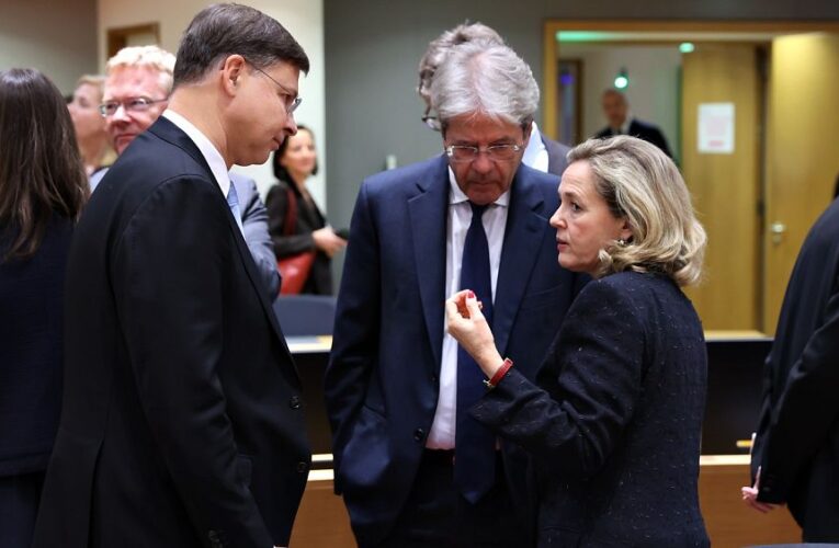 EU ministers make progress on new fiscal rules while they wait for Franco-German compromise