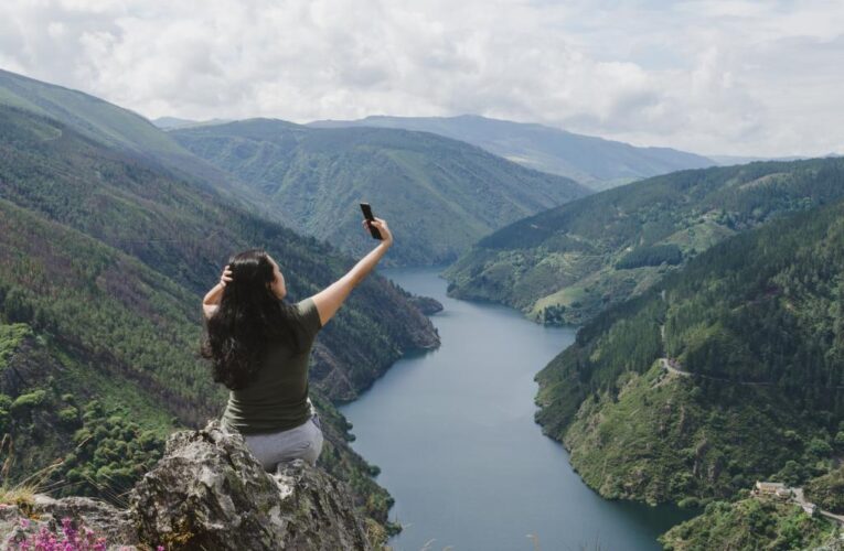 Selfie-related deaths at tourist sites are ‘public health problem’: researchers